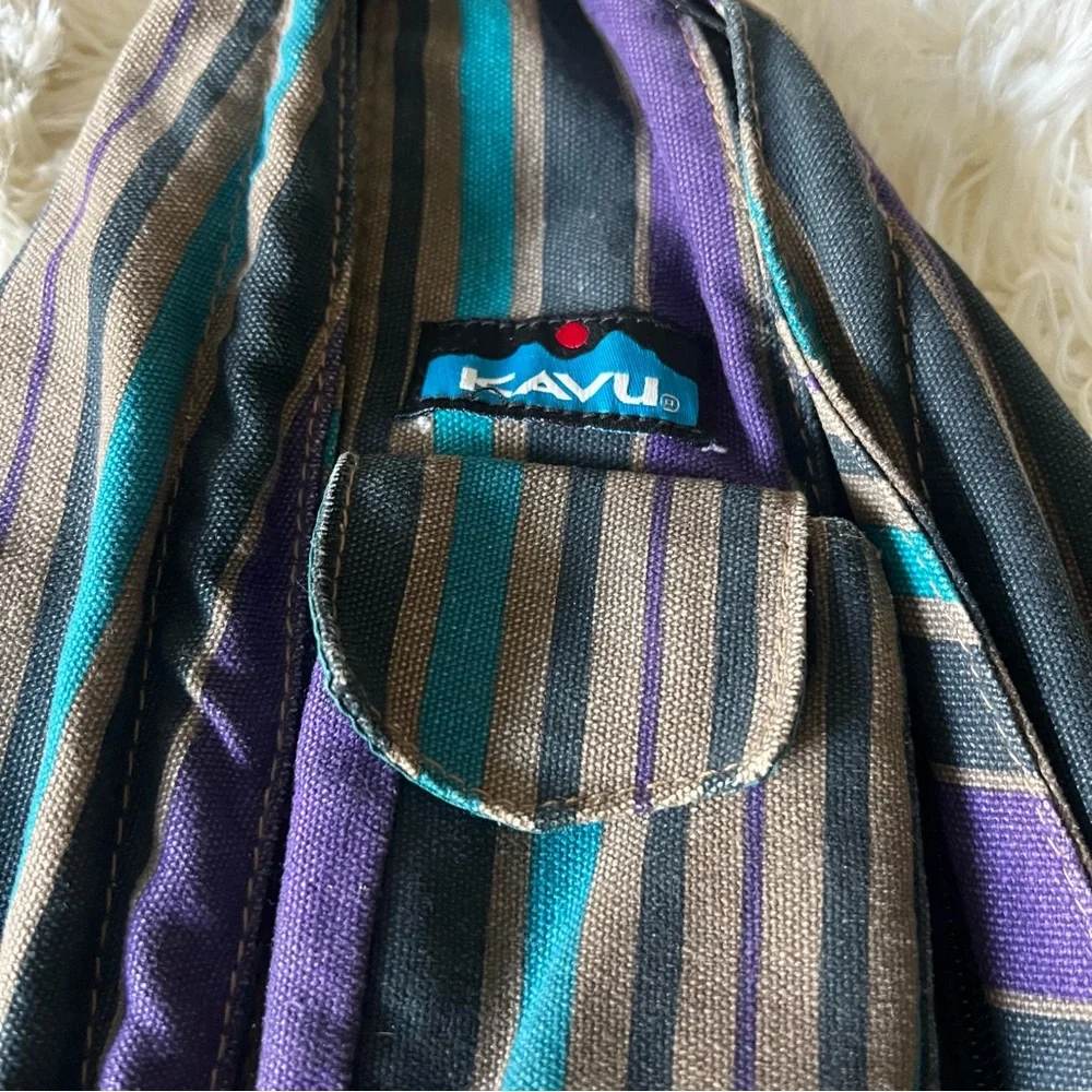 Kavu cross-body sling shoulder bag backpack - Picture 2 of 5